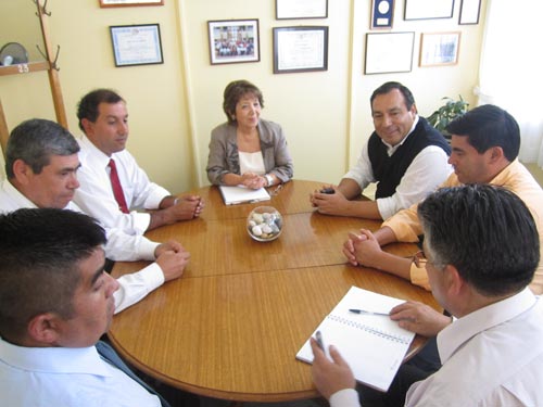 Dirigentes Nacionales de los Asistentes de la Educación visitaron Traiguén