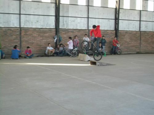 Se realizó competencia de Raiders Skater y BMX en Traiguén