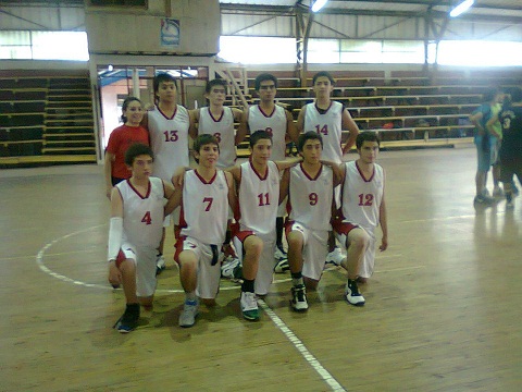 Equipo sub18 de Traiguén Obtuvo el 1er lugar en Cuadrangular de Basquetbol en Nacimiento