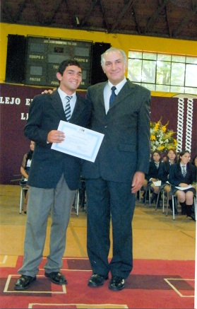 Complejo Educacional Luis Durand Durand llora a uno de los suyos, fallecido en la tragedia de Carahue