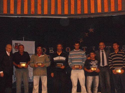 Premiación a los Deportistas Destacados del Año 2011 en Traiguén