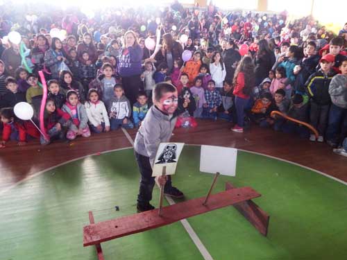 Todo un éxito la celebración del día del niño y la niña en Traiguén