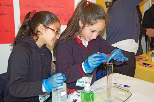 Estudiantes de Traiguén participaron en la 4ª Feria Científica Tus Competencias en Ciencias de Explora Araucanía
