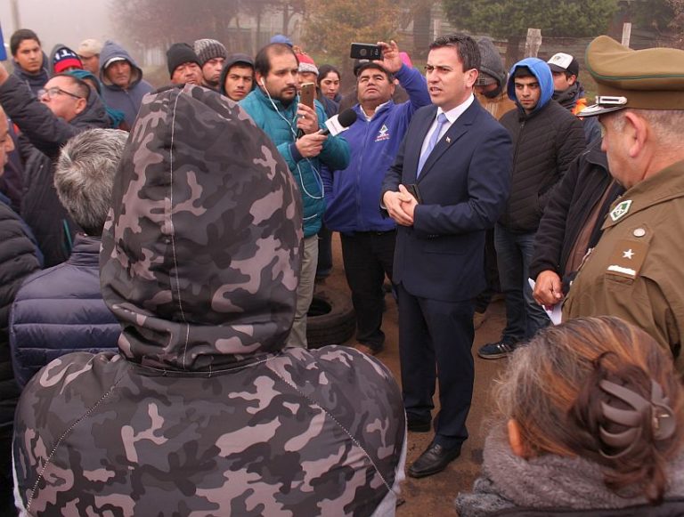 Gobernador de Cautín comprometió mejoras para la ruta entre Galvarino y Traiguén