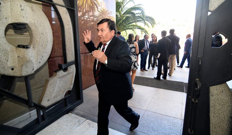 Diputado Venegas defiende viático para hotel: «Me respeto lo suficiente como para no ir a hostales»