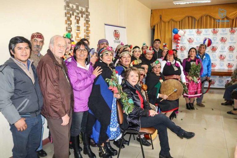 Participantes del curso de mapudungun recibieron sus certificados
