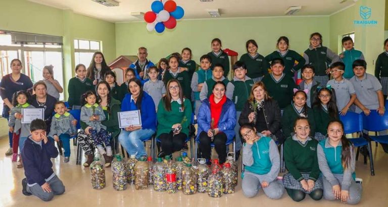 Escuela República de Israel recibe reconocimiento destacando en “Campaña Ponte las Pilas 2019”
