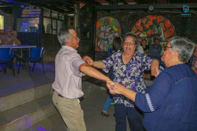 Más de 100 personas Participaron en Disco para Personas Mayores en Traiguén