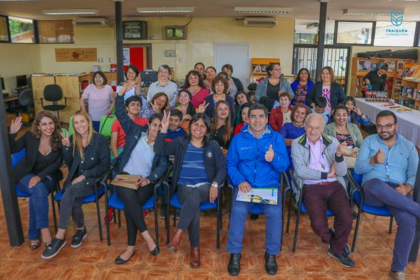 Mujeres del Programa Mujeres Jefas de hogar reciben Certificación de Curso de Alfabetización Digital