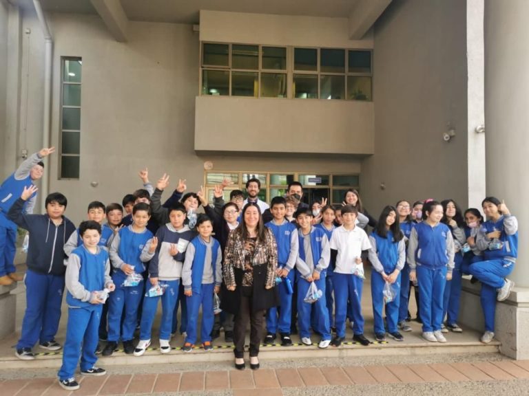 Alumnos de Derecho y escolares de quinto básico conocieron las dependencias y funcionamiento del Juzgado de Letras y Garantía de Traiguén