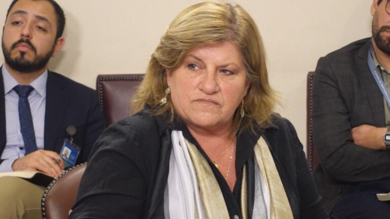 Diputada Naveillán :»Vigilante de la DGAC y un delincuente mueren tras balacera en losa del Aeropuerto de Santiago»