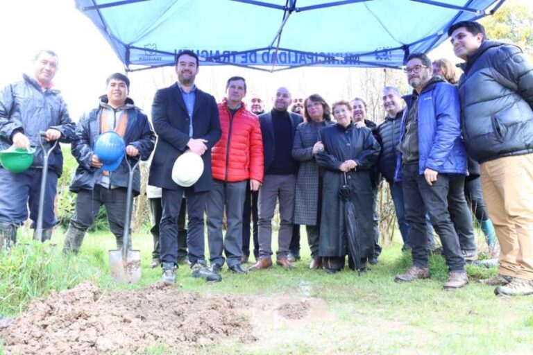 GOBIERNO REGIONAL SE COMPROMETE CON LA RECONSTRUCCIÓN DE LA POSTA RURAL DE ANIÑIR EN LA COMUNA DE TRAIGUÉN