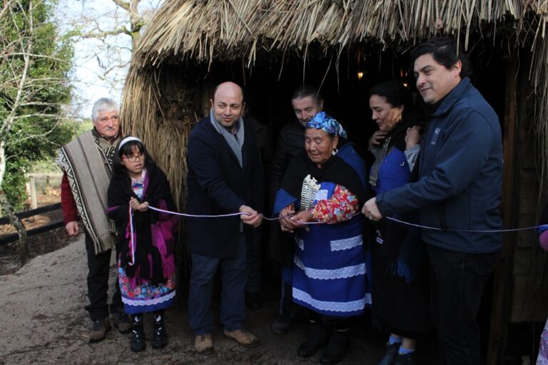 Sercotec apoya el desarrollo del turismo mapuche con la inauguración de la Ruka Ruta Inarrumen en la comunidad Contreras