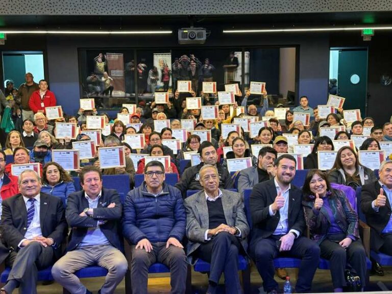 Más de 150 Agroproductores Certificados en Programa de Fortalecimiento en la Zona de Rezago