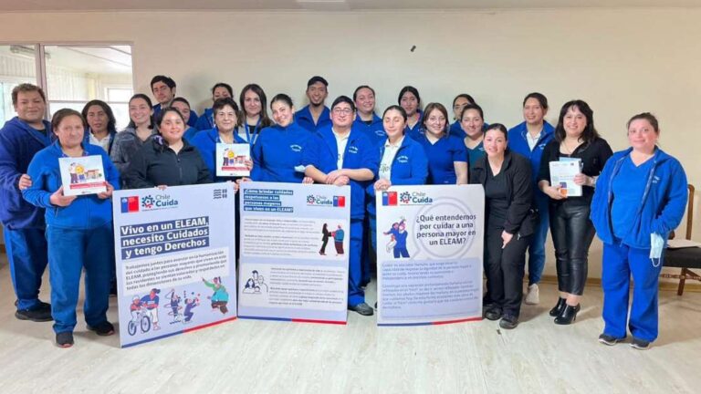 SENAMA Araucanía Capacita a Funcionarios del ELEAM Santa Isabel de Traiguén