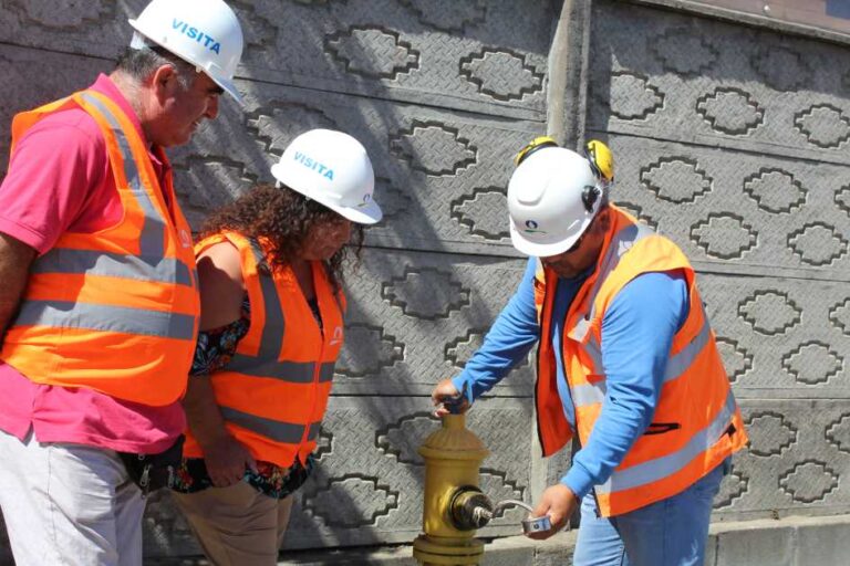 Aguas Araucanía formará inspectores vecinales en alcantarillado, grifos, medidores en Traiguén y otras ciudades