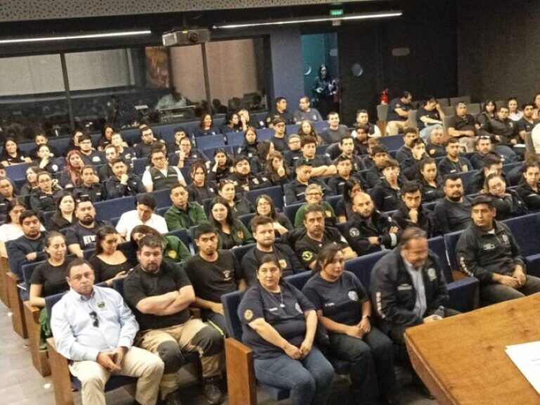 Bomberos de Traiguén Participaron en el Seminario sobre Abordaje Inicial del Paciente Politraumatizado en Collipulli