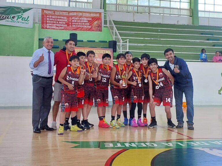 ¡Felicitaciones a los Campeones Sub 11 Varones del Club de Básquet de Traiguén! en Lautaro